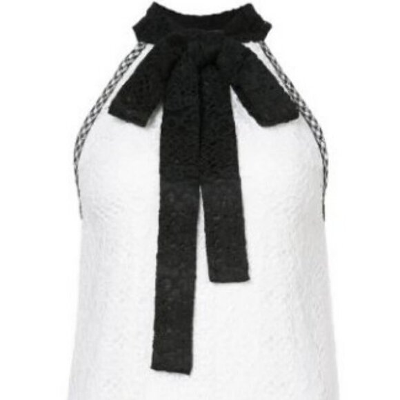 Alexis Genevieve Dress in Black & White Lace - Picture 5 of 15